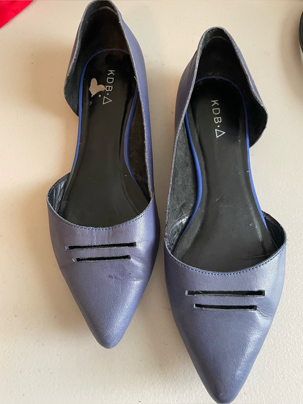 Kelsi Dagger Woman’s Flats in SZ 7.5 in gently used condition